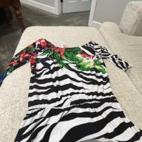 Joseph Ribkoff Zebra Floral Tunic - Picture 8 of 8